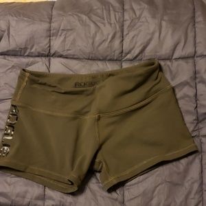 Rogue Booty Short